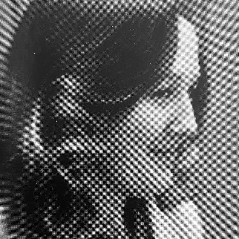 Alum Joanie Parsons